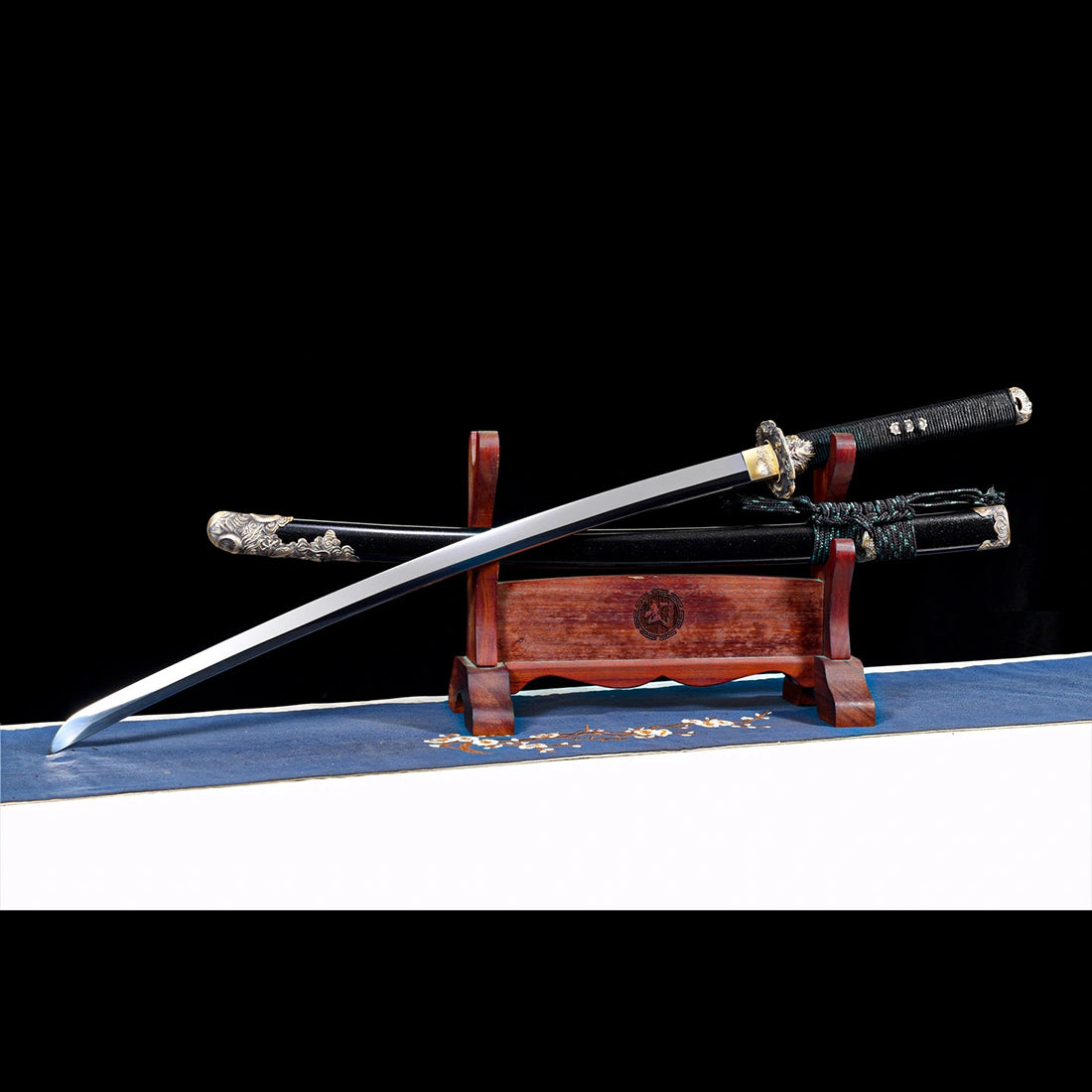 Tachi Sword – Full Black – S7 Tool Steel with Mirror Polish – Pure Copper Ornaments