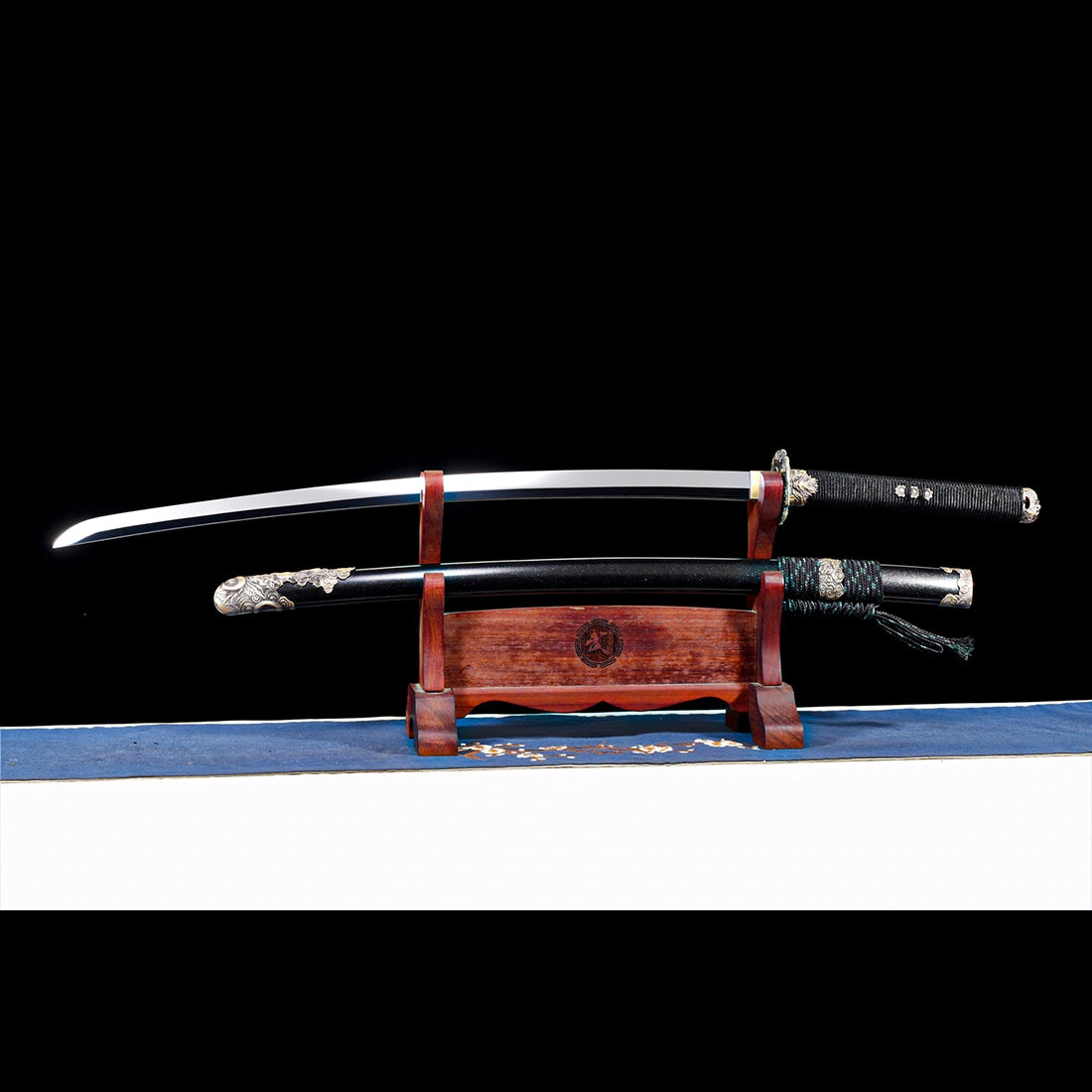 Tachi Sword – Full Black – S7 Tool Steel with Mirror Polish – Pure Copper Ornaments