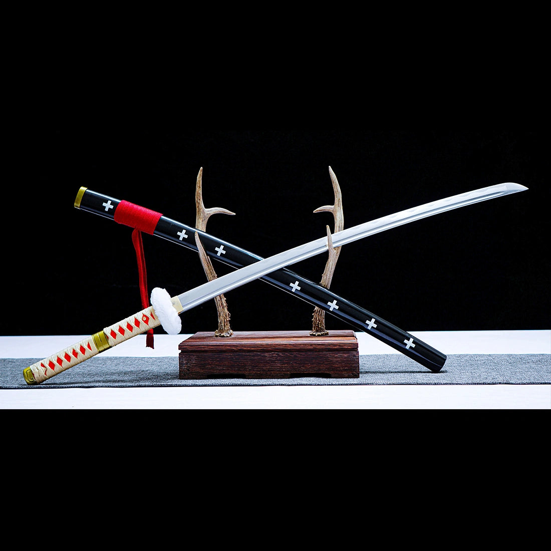 Trafalgar Law's Kikoku Sword – One Piece Replica Katana Sword