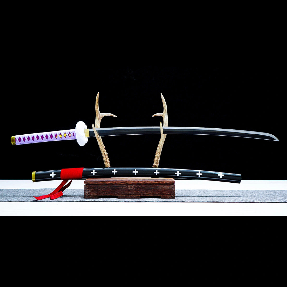 Trafalgar Law's Kikoku Sword – One Piece Replica Katana Sword – Purple Handle Edition