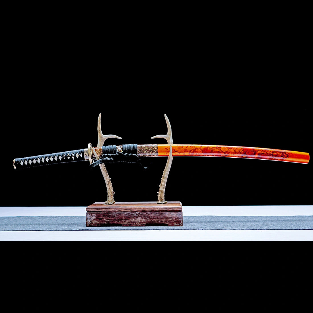 True Katana Sword – T10 High Carbon Steel Blade – Orange – Clay Tempering – Full Tang