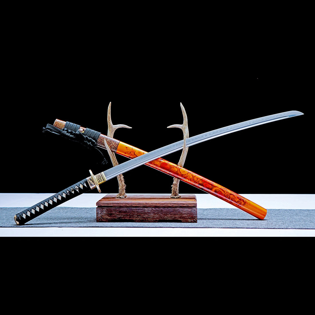 True Katana Sword – T10 High Carbon Steel Blade – Orange – Clay Tempering – Full Tang