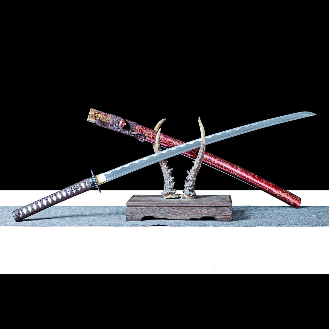 True Japanese Katana Sword – Handmade 1060 Carbon Steel Blade – Full Tang – Red – Premium Quality