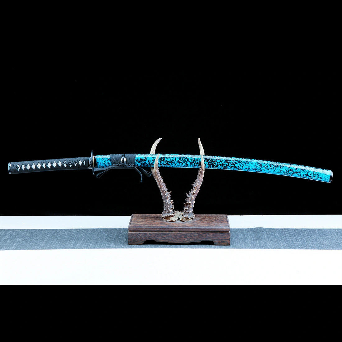 True Katana Sword – Handmade Blue T10 Carbon Steel Steel Blade – Blue – Battle Ready