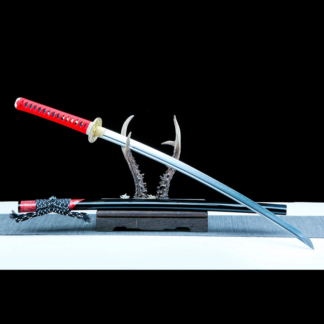 True Katana Sword – Handmade T10 High Carbon Steel Blade – Black – Full Tang – Battle Ready