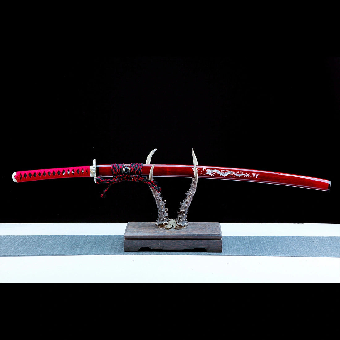 True Katana Sword – Handmade T10 High Carbon Steel Blade – Full Tang – High Performance – Red