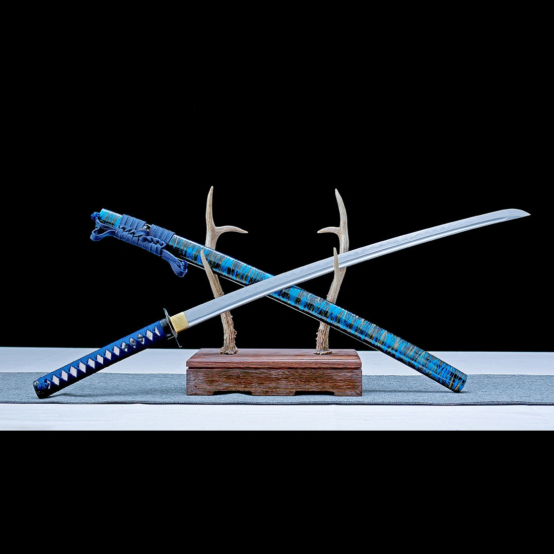 Real Katana Sword – Handmade T10 Carbon Steel Blade – Blue – Battle Ready