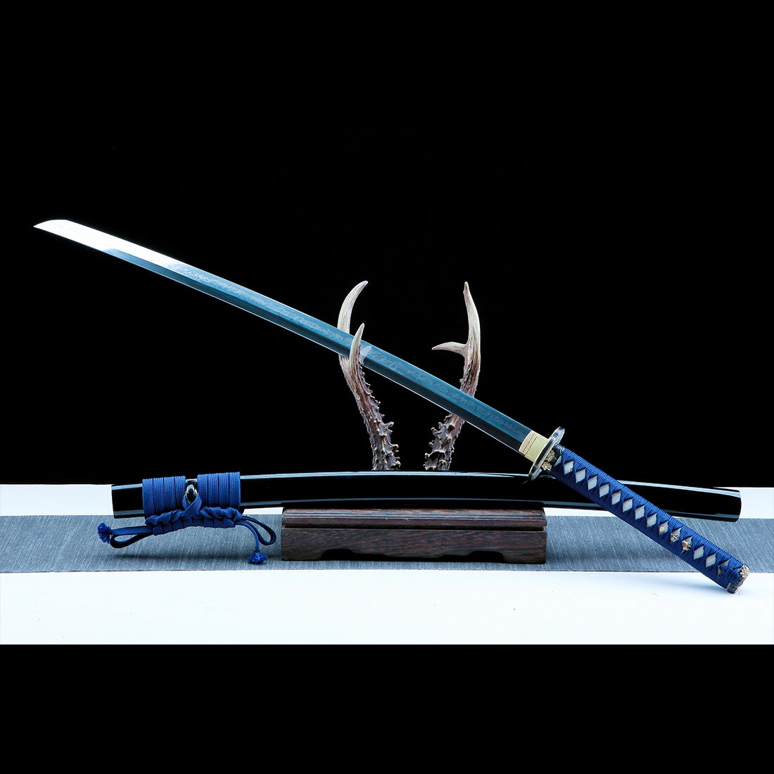 Real Katana Sword – Handmade T10 Clay Tempering Steel Blade – Black Scabbard – Battle Ready