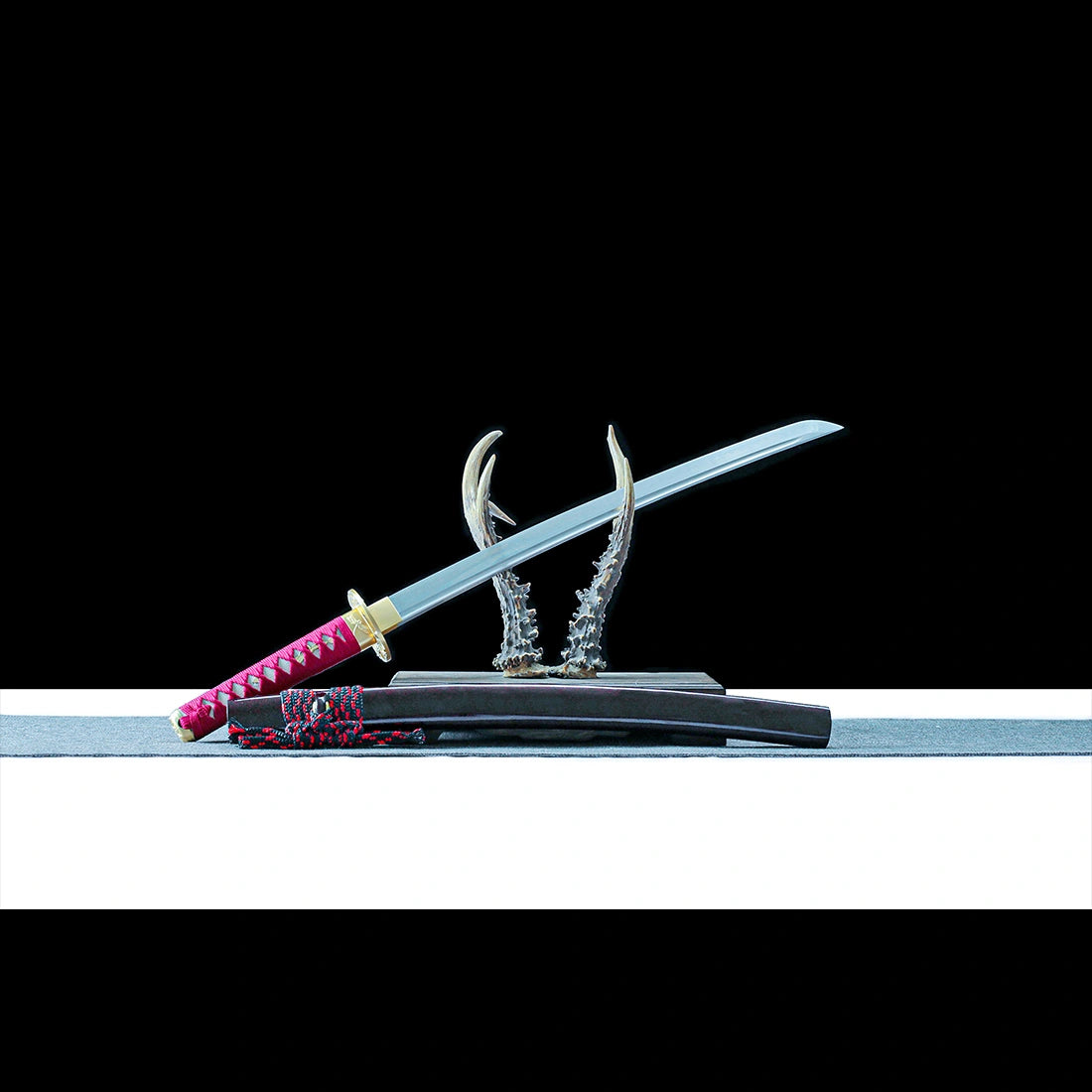 Wakizashi Sword – Handcrafted Japanese Wakizashi – T10 Carbon Steel Clay Tempered Blade