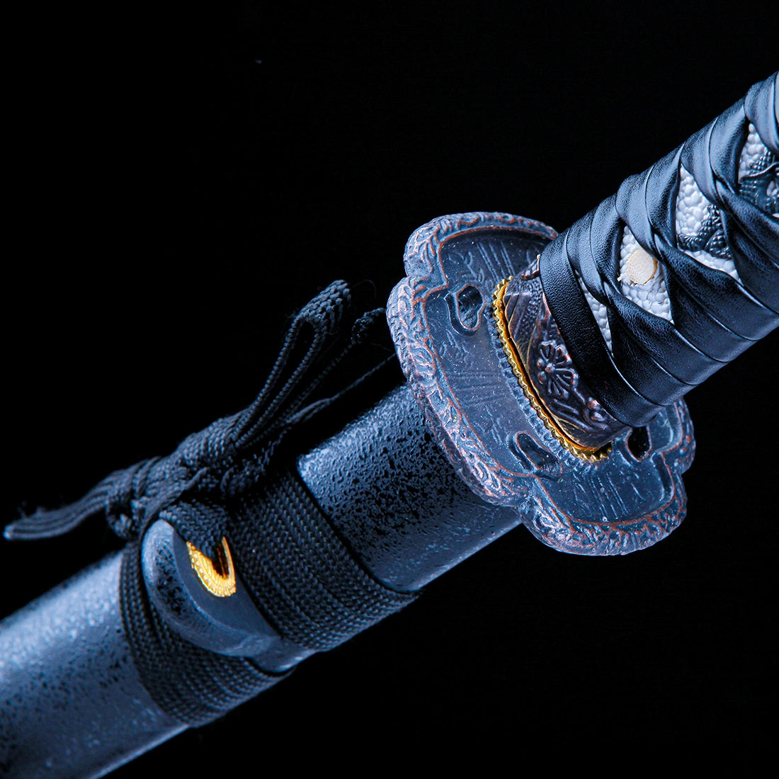 Wakizashi Sword – Hand forged T10 Carbon Steel Japanese Wakizashi – Black Saya