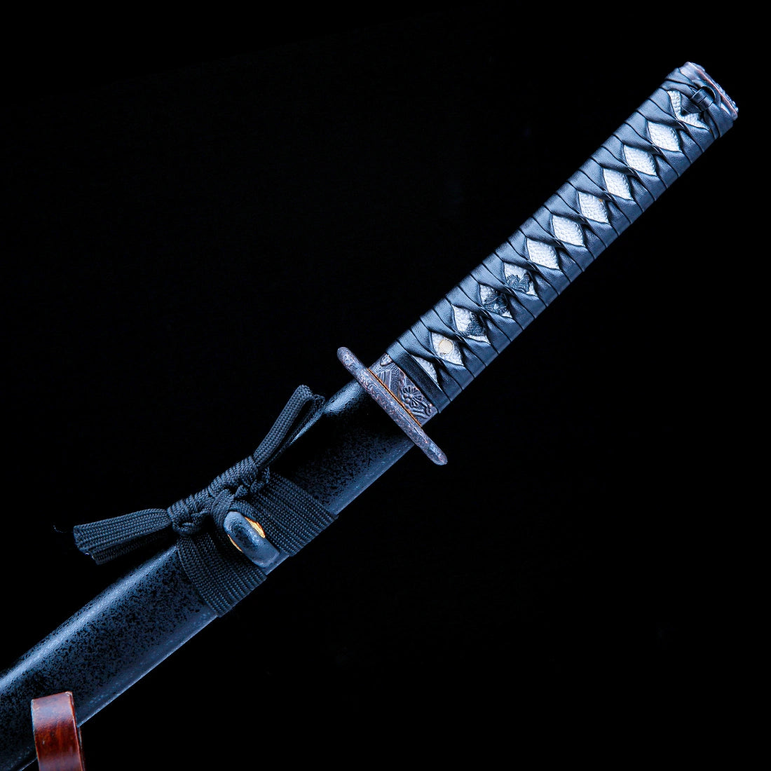 Wakizashi Sword – Hand forged T10 Carbon Steel Japanese Wakizashi – Black Saya