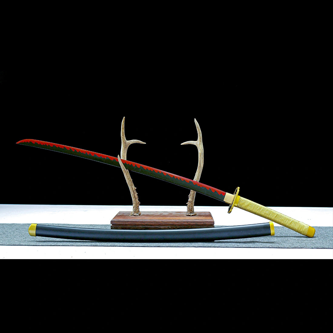 Yoriichi Tsugikuni's Sword – Demon Slayer Sword – Kimetsu No Yaiba Sword – Nichirin Sword