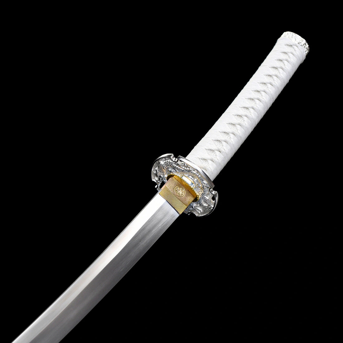 Traditional white ito wrapped handle and silver fittings on high toughness tachi sword